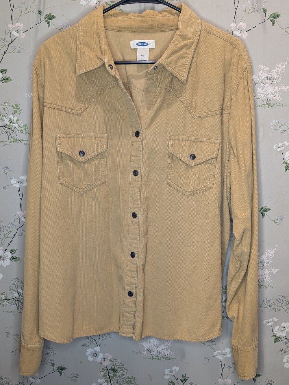 Old Navy Corduroy Snap Front Shirt PTP: 25, L: 25